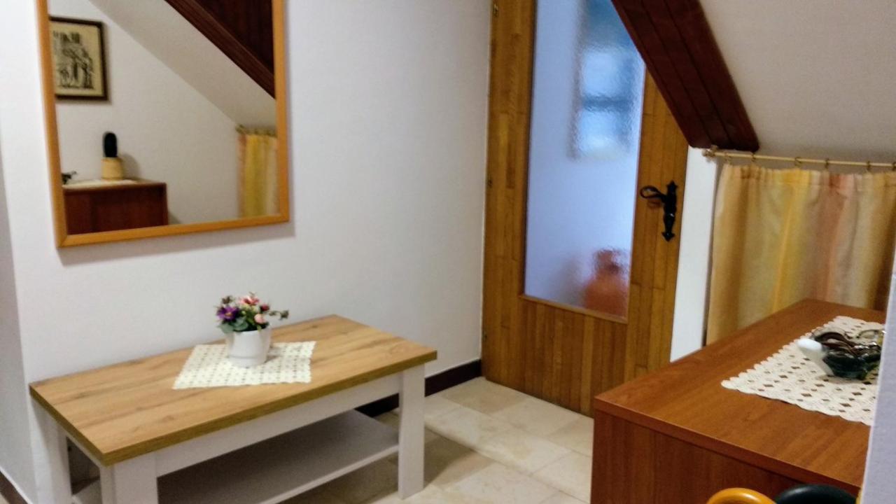 Apartman Tonka Kaštela Kültér fotó